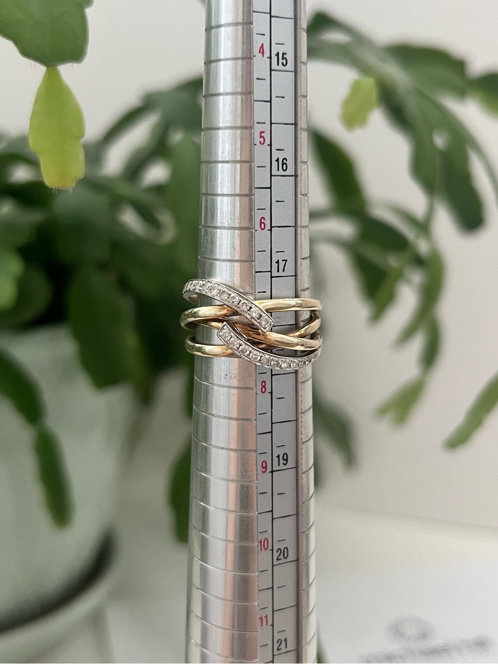 Michael Hill Solid 10K Gold & Natural Diamond Fancy Crossover Ring, Size 7.25 - Picture 17 of 17
